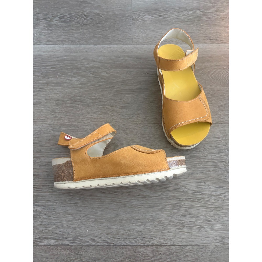 On‎ Foot Spain Womens Leather Platform Sandals Mustard Yellow Cork Wedge Size 38